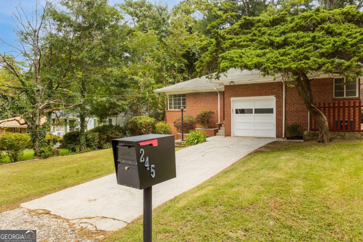 245 Richardson Road NW Atlanta GA 30314