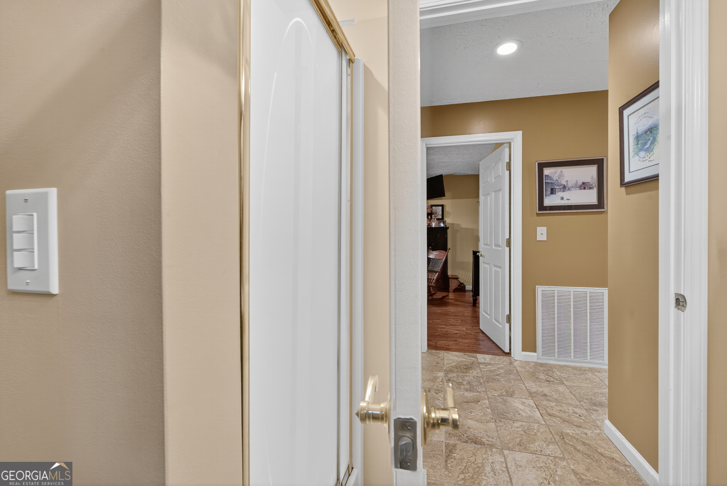 75 Juniper Trail Clayton GA 30525