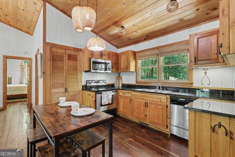 220A Brookwood Lane Clarkesville GA 30523