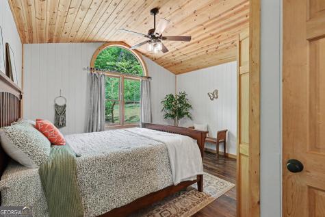 220A Brookwood Lane Clarkesville GA 30523