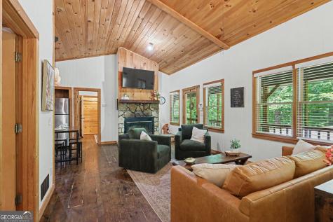 220A Brookwood Lane Clarkesville GA 30523