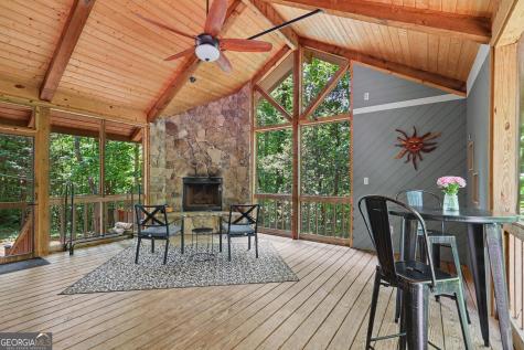 220A Brookwood Lane Clarkesville GA 30523