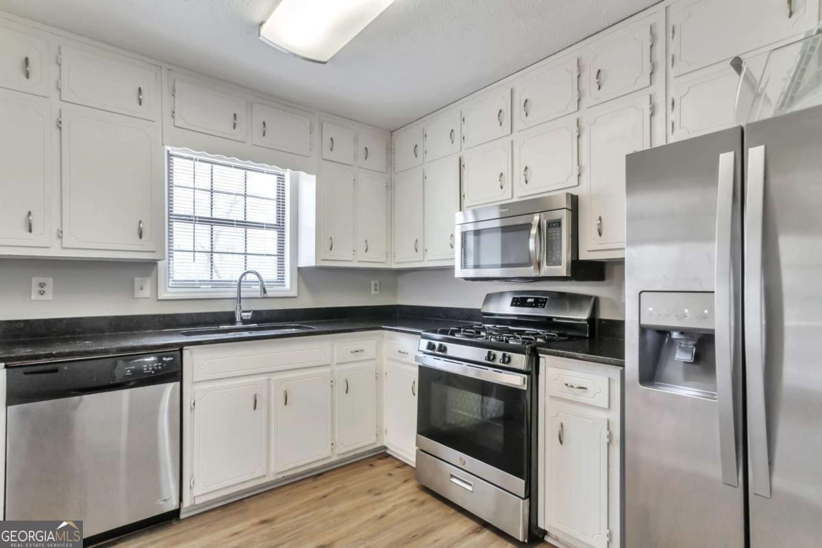 3768 Glen Mora Drive Decatur GA 30032