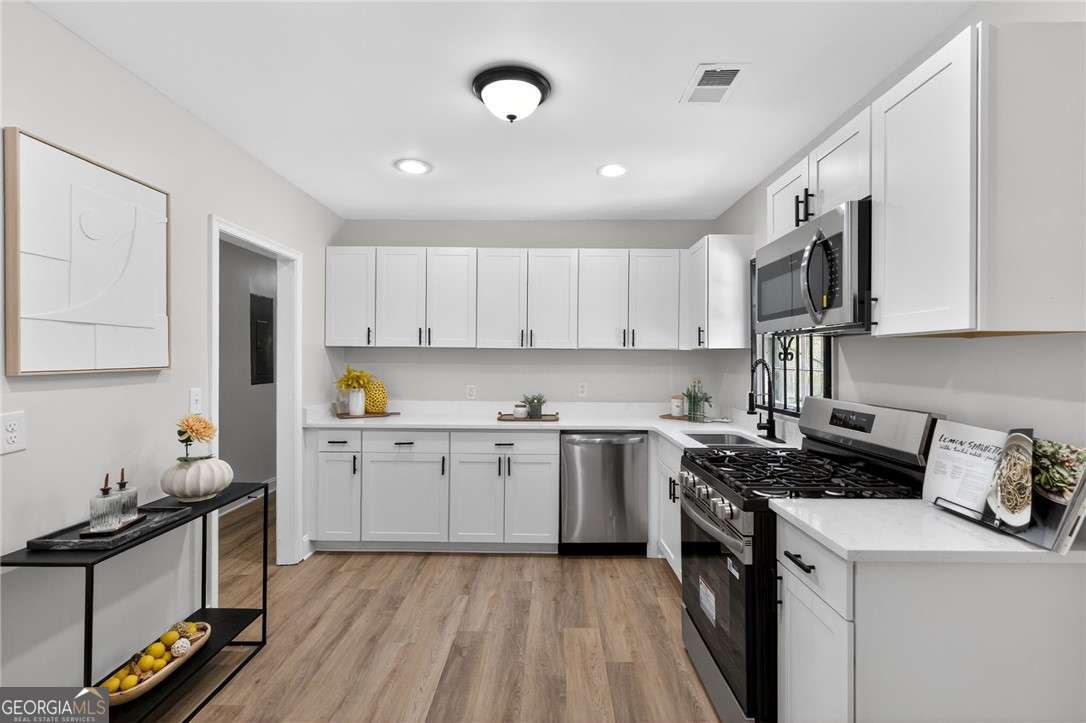 2252 Beecher Circle SW Atlanta GA 30311