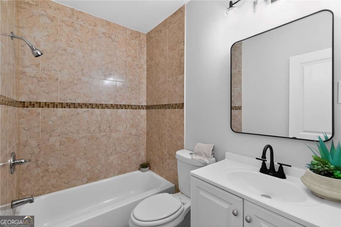 2252 Beecher Circle SW Atlanta GA 30311
