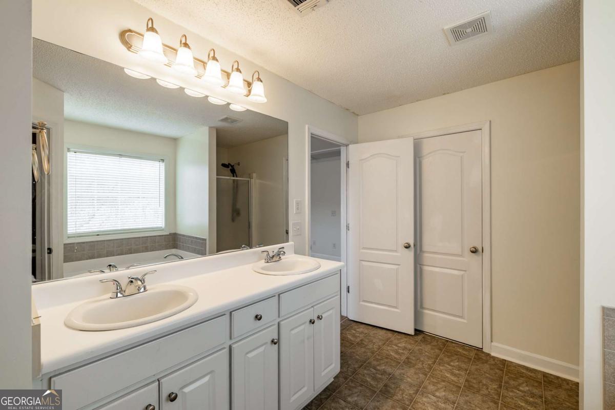 871 Jefferson Walk Circle Jefferson GA 30549
