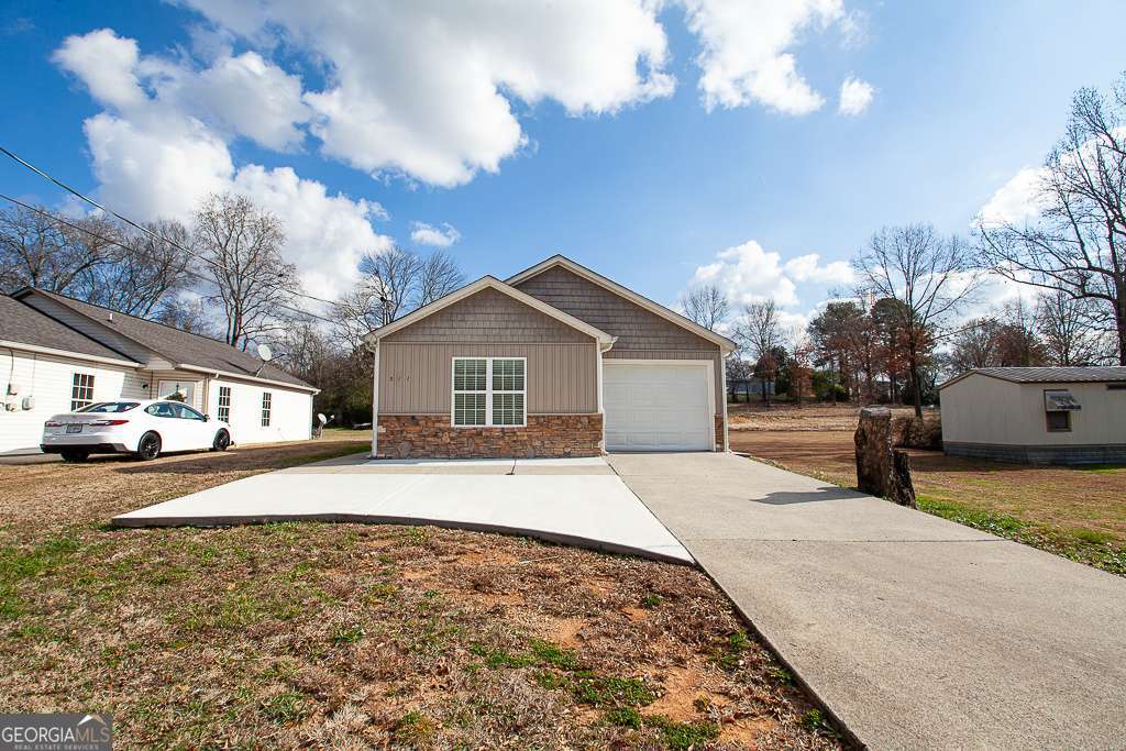 511 Circle Drive Calhoun GA 30701