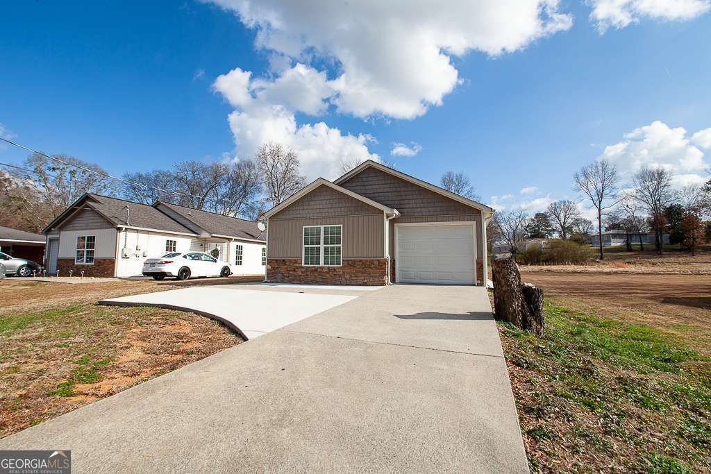 511 Circle Drive Calhoun GA 30701