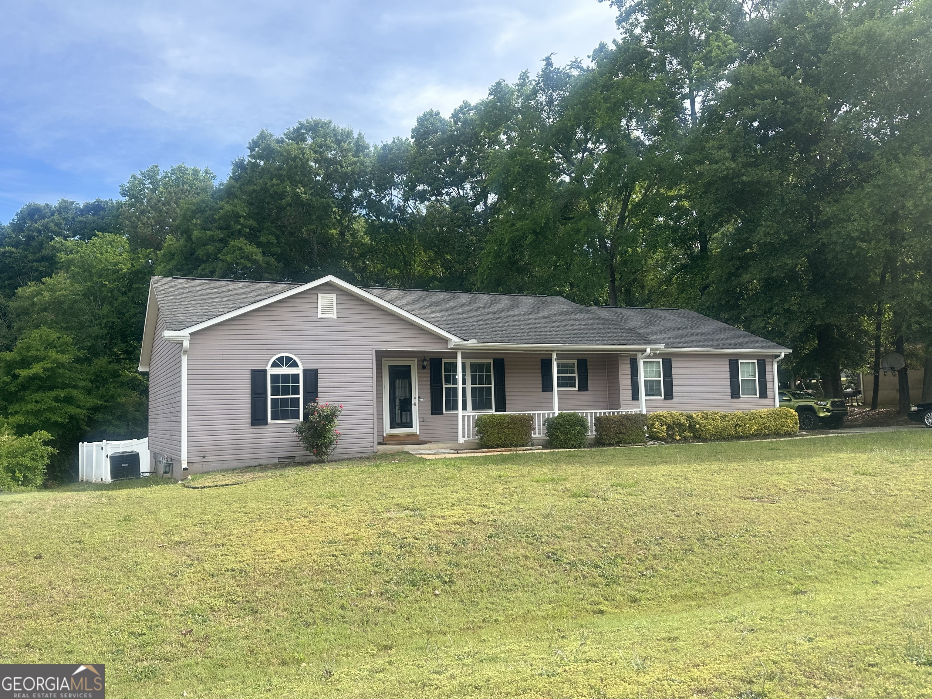 384 Sam Brown Boulevard Commerce GA 30529
