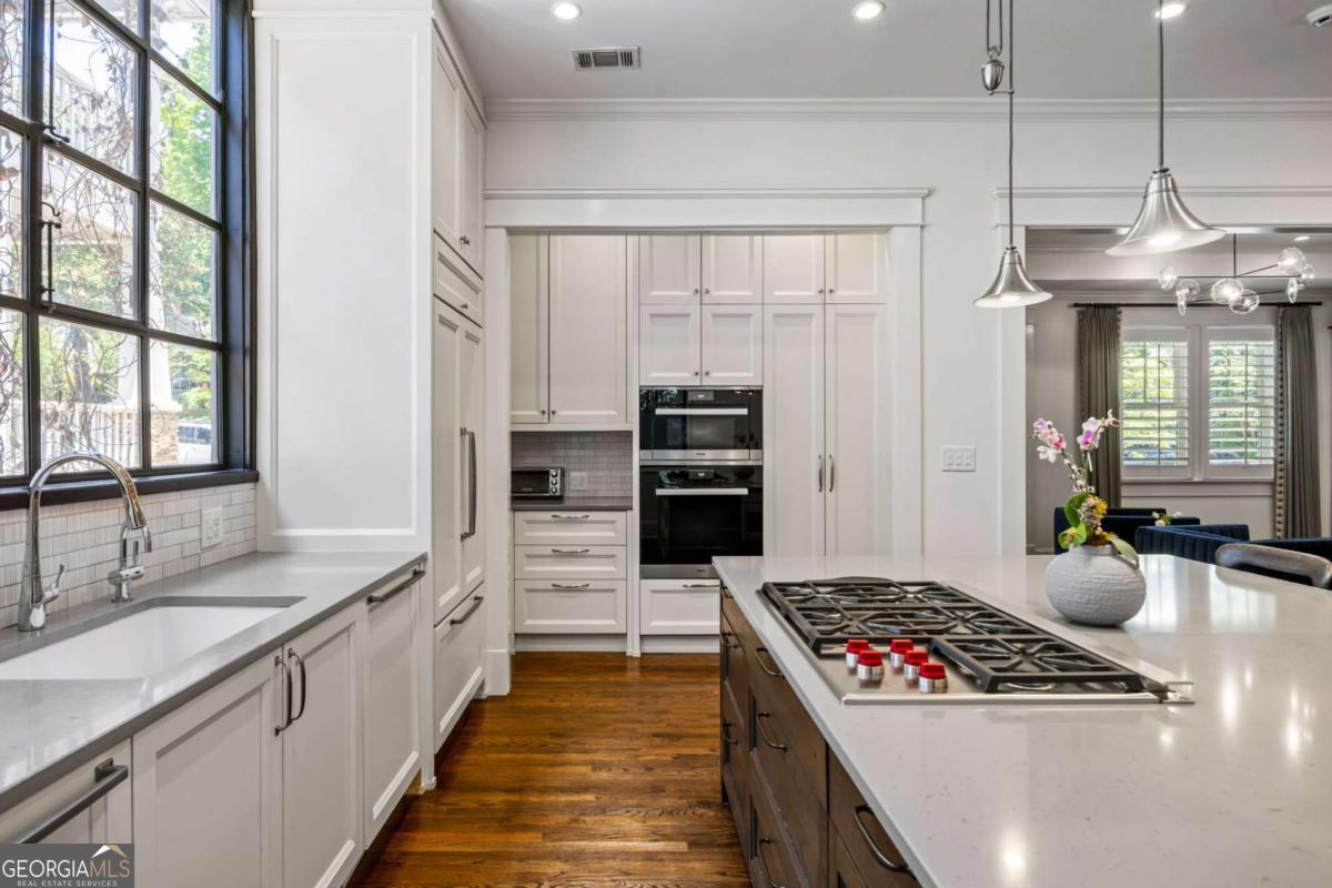 943 Highland Terrace NE Atlanta GA 30306