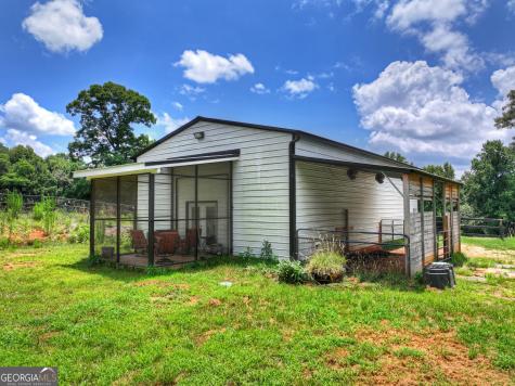2086 Burnt Mountain Road Ellijay GA 30536