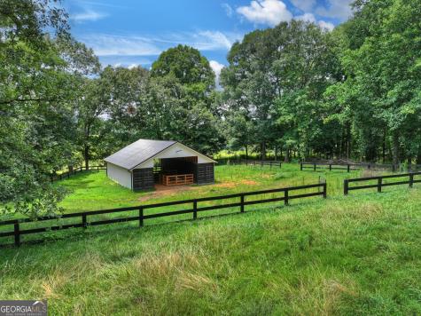 2086 Burnt Mountain Road Ellijay GA 30536