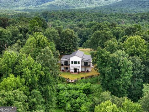 2086 Burnt Mountain Road Ellijay GA 30536