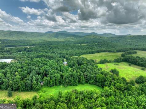 2086 Burnt Mountain Road Ellijay GA 30536