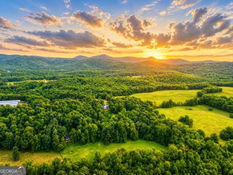 2086 Burnt Mountain Road Ellijay GA 30536