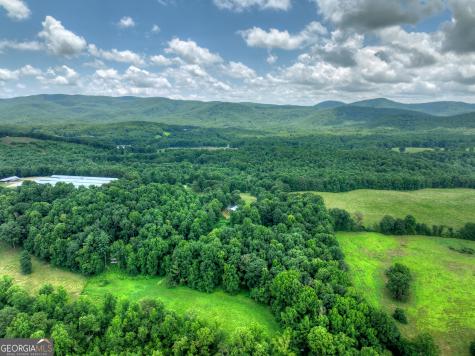 2086 Burnt Mountain Road Ellijay GA 30536
