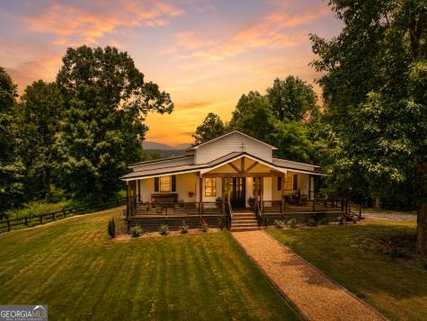 2086 Burnt Mountain Road Ellijay GA 30536