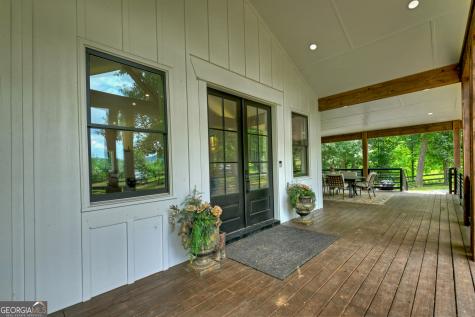 2086 Burnt Mountain Road Ellijay GA 30536