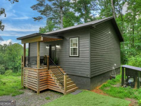 2086 Burnt Mountain Road Ellijay GA 30536