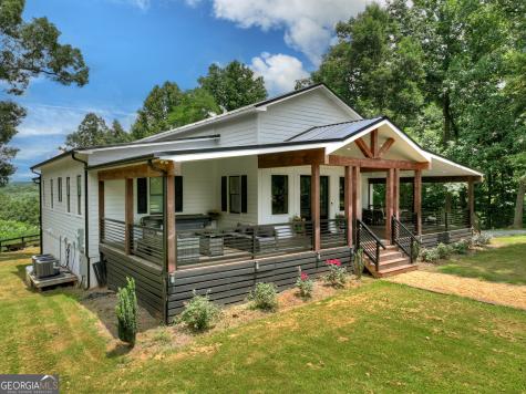 2086 Burnt Mountain Road Ellijay GA 30536