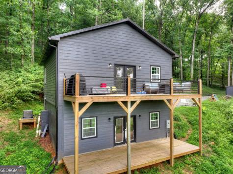 2086 Burnt Mountain Road Ellijay GA 30536