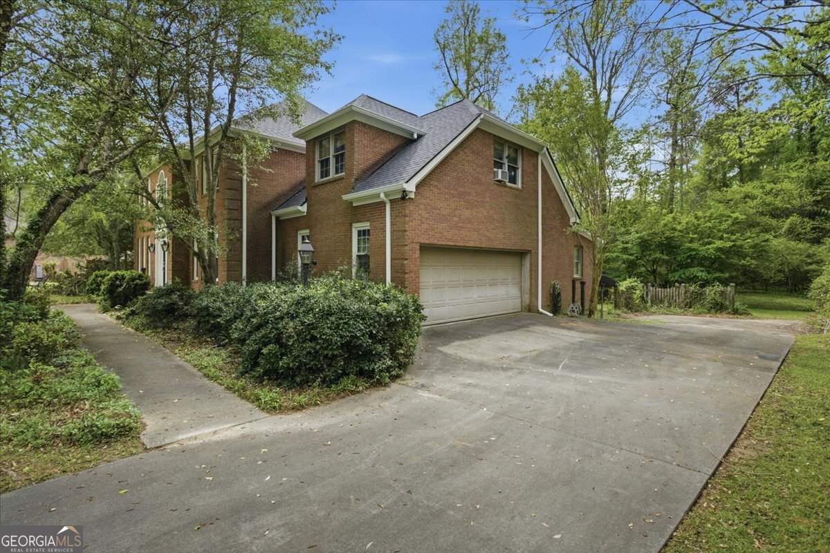 118 Ashford Park Macon GA 31210