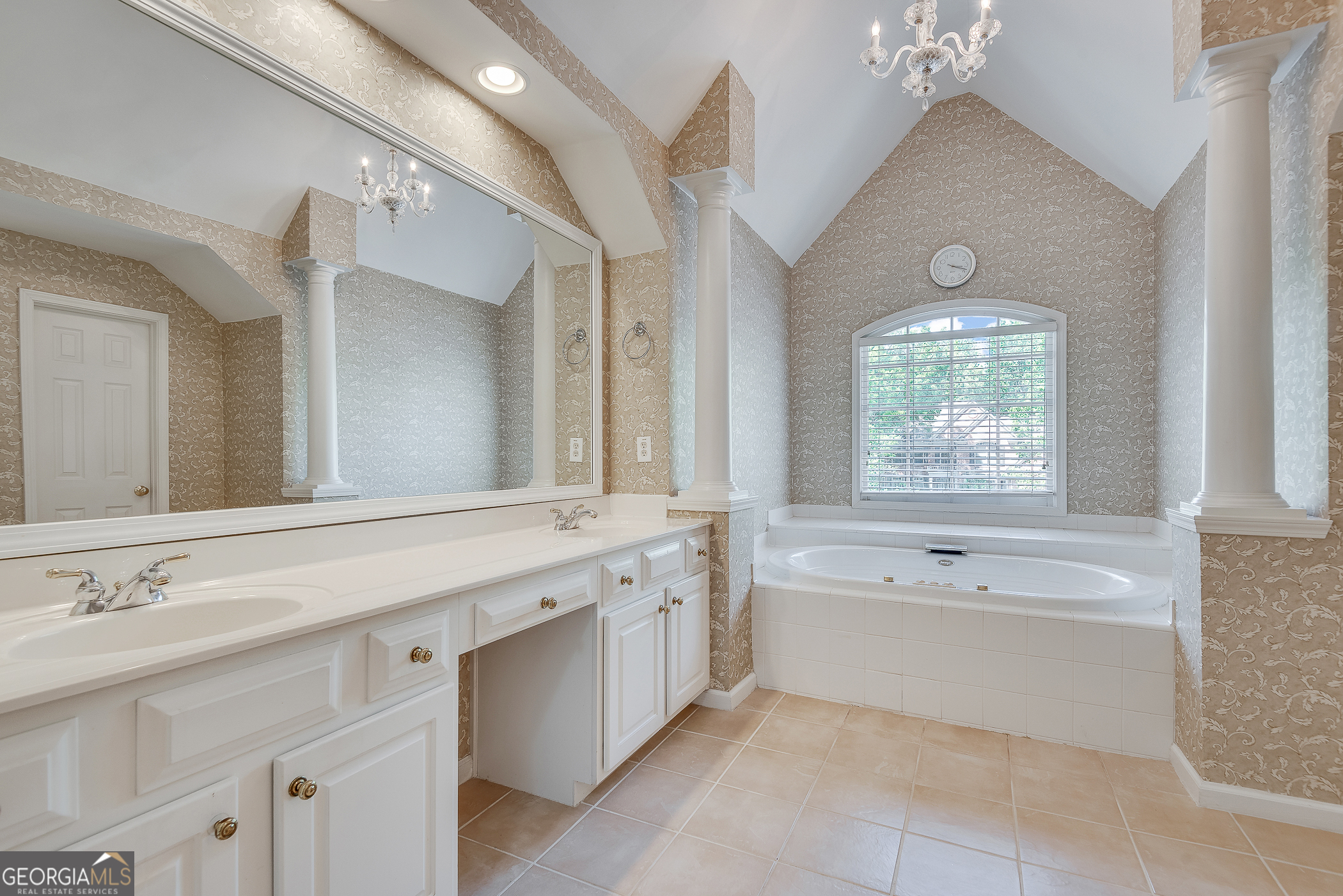 4214 Balmoral Glen Drive Berkeley Lake GA 30092