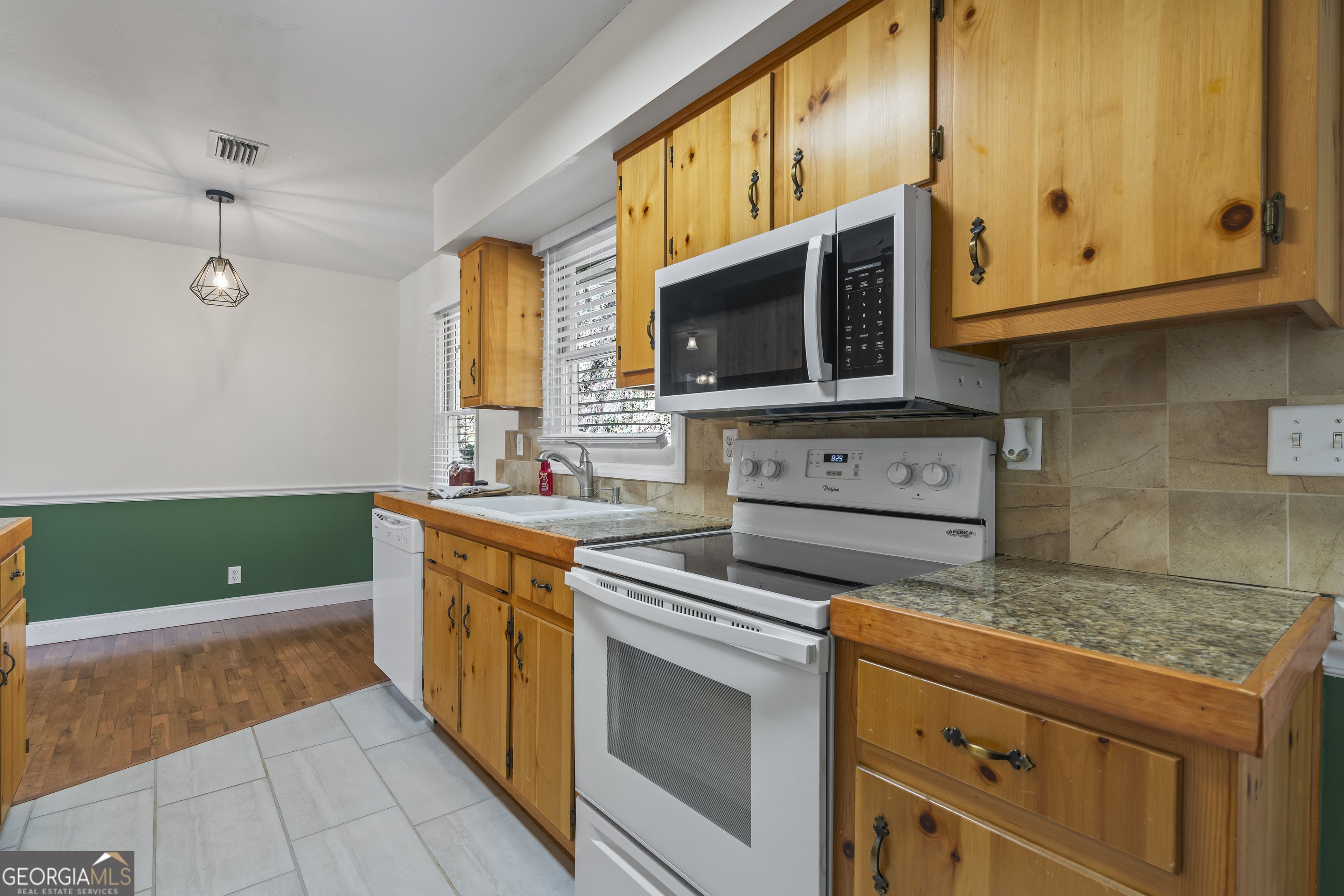 1131 Joe Davis Road Tiger GA 30576