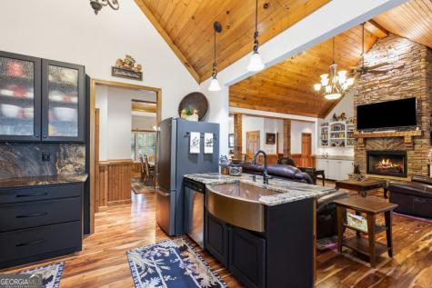 159 Apple Blossom Road Blairsville GA 30512