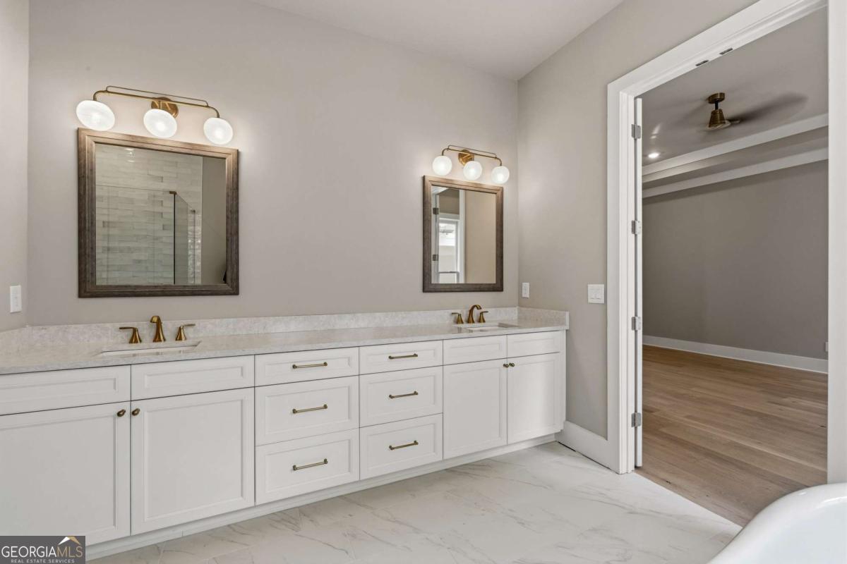 1033 Crossroad Trail Milton GA 30004