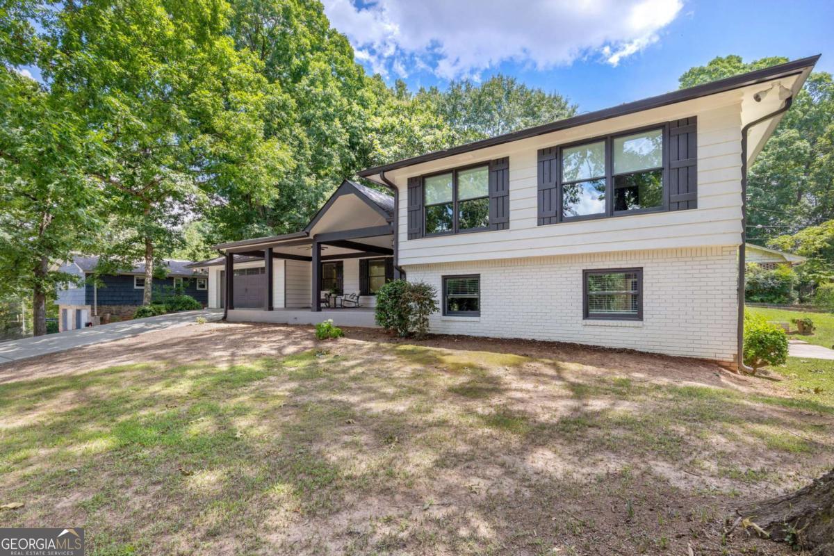 6856 Womack Court Atlanta GA 30360