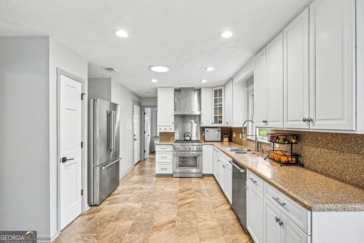 113 Mercer Road Savannah GA 31411