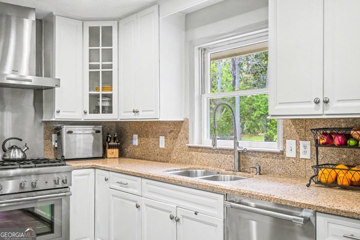 113 Mercer Road Savannah GA 31411