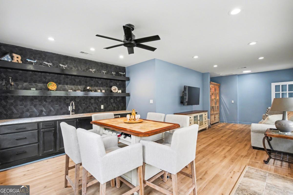 113 Mercer Road Savannah GA 31411