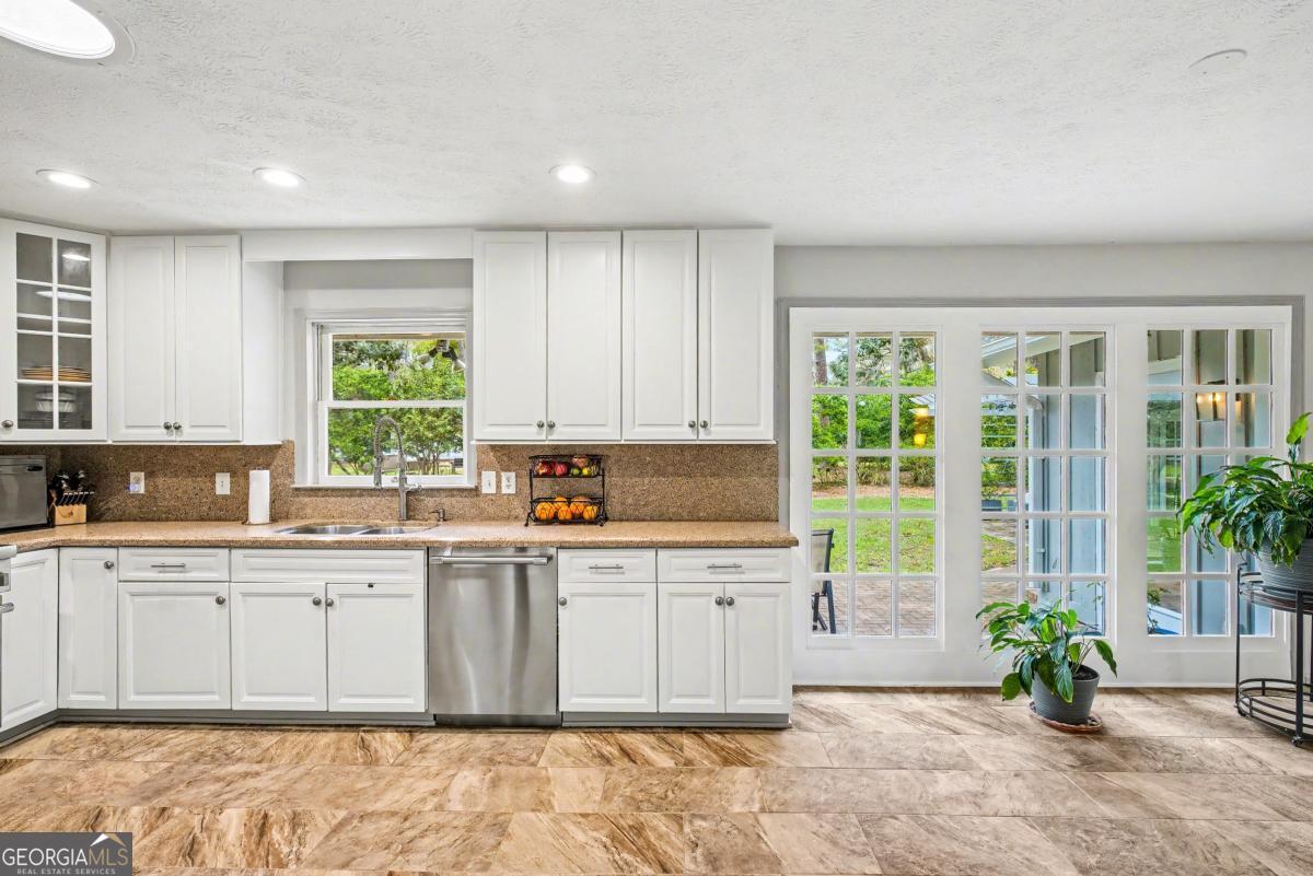 113 Mercer Road Savannah GA 31411