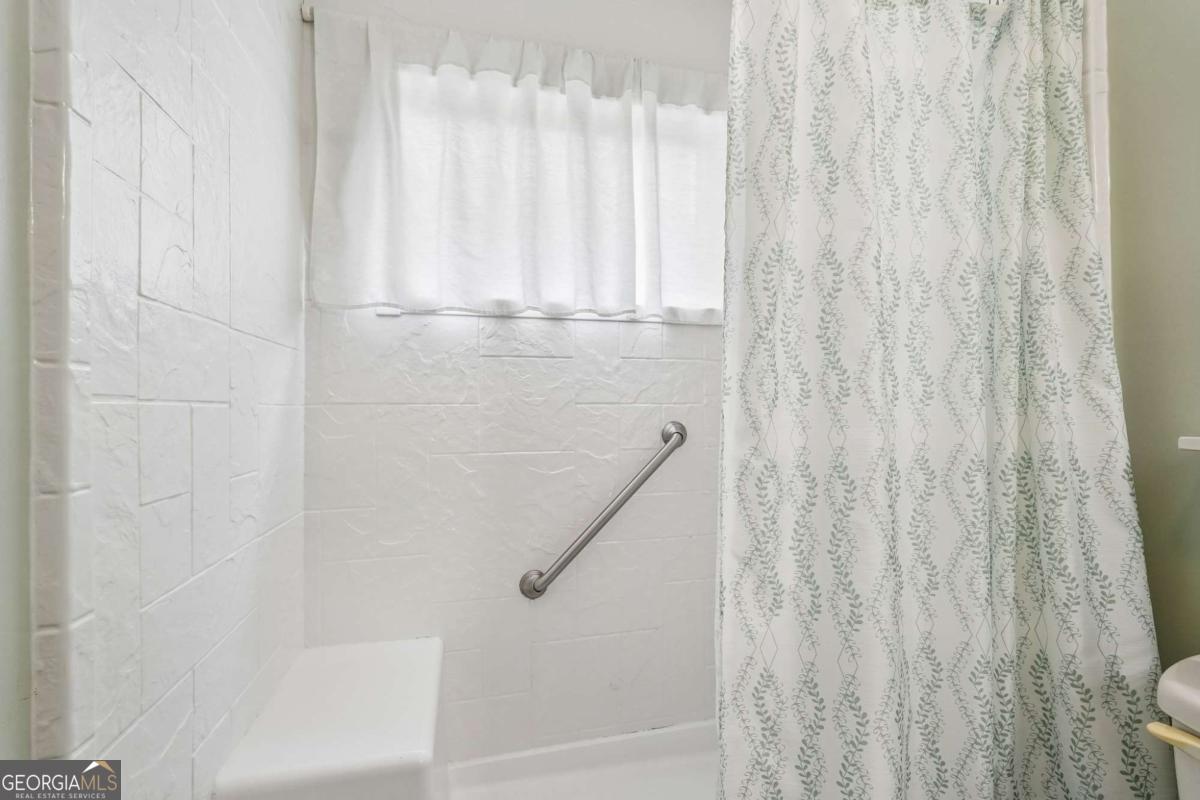 5316 Corsham Court SW Lilburn GA 30047