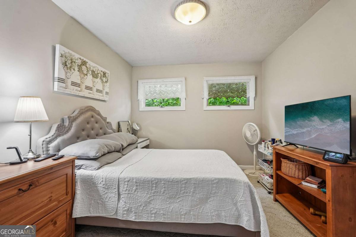 5316 Corsham Court SW Lilburn GA 30047