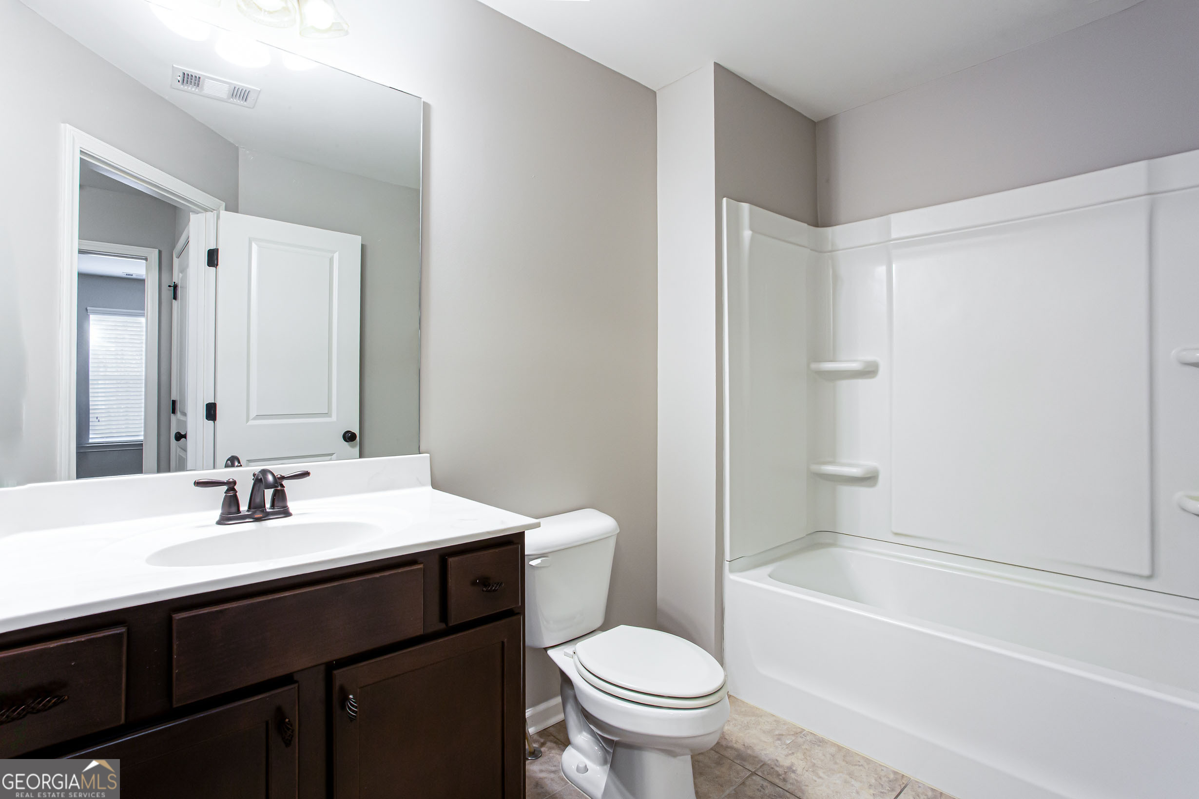 2828 Ellis Pointe Avenue Conyers GA 30094