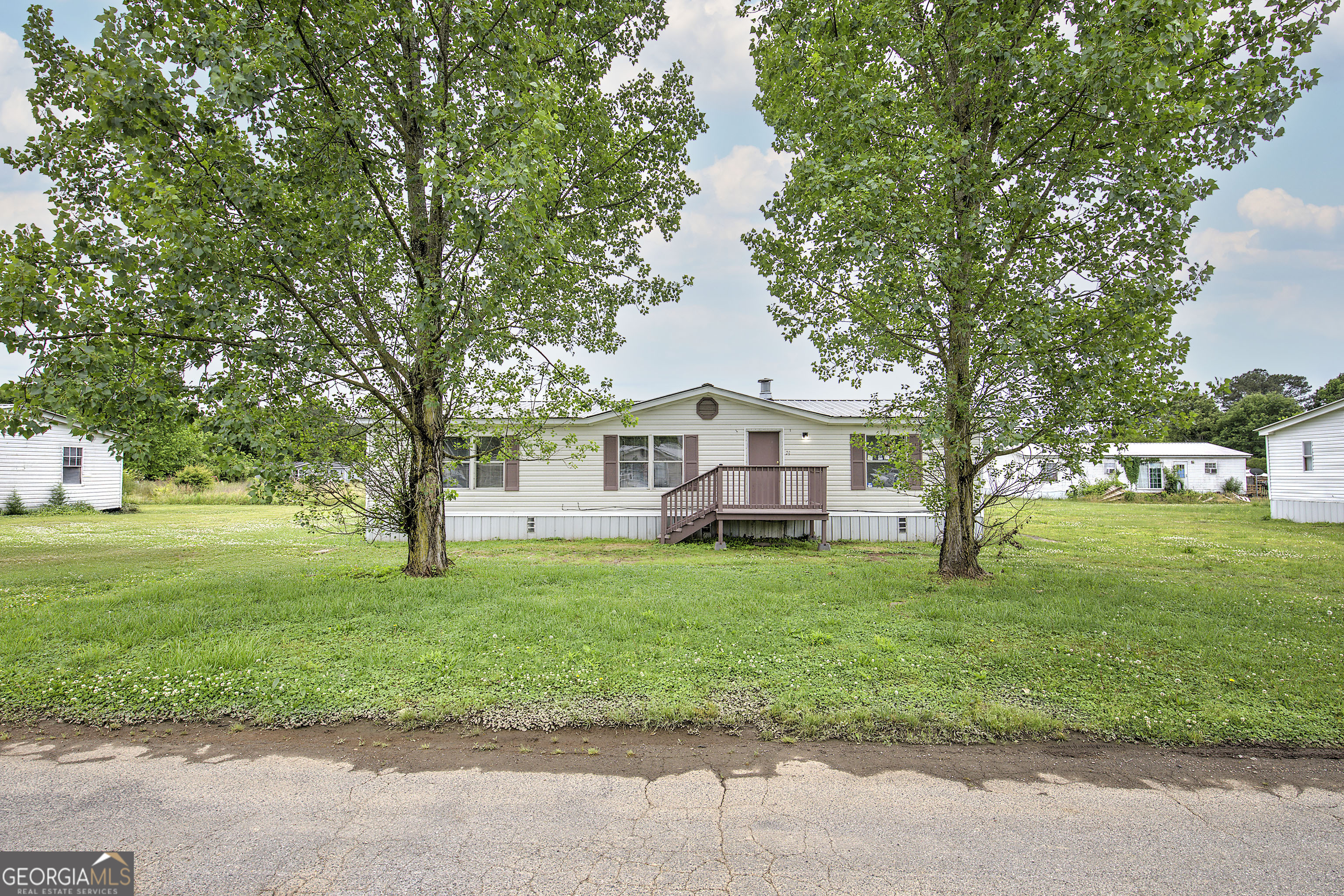 74 Fields Walk #17 Summerville GA 30747