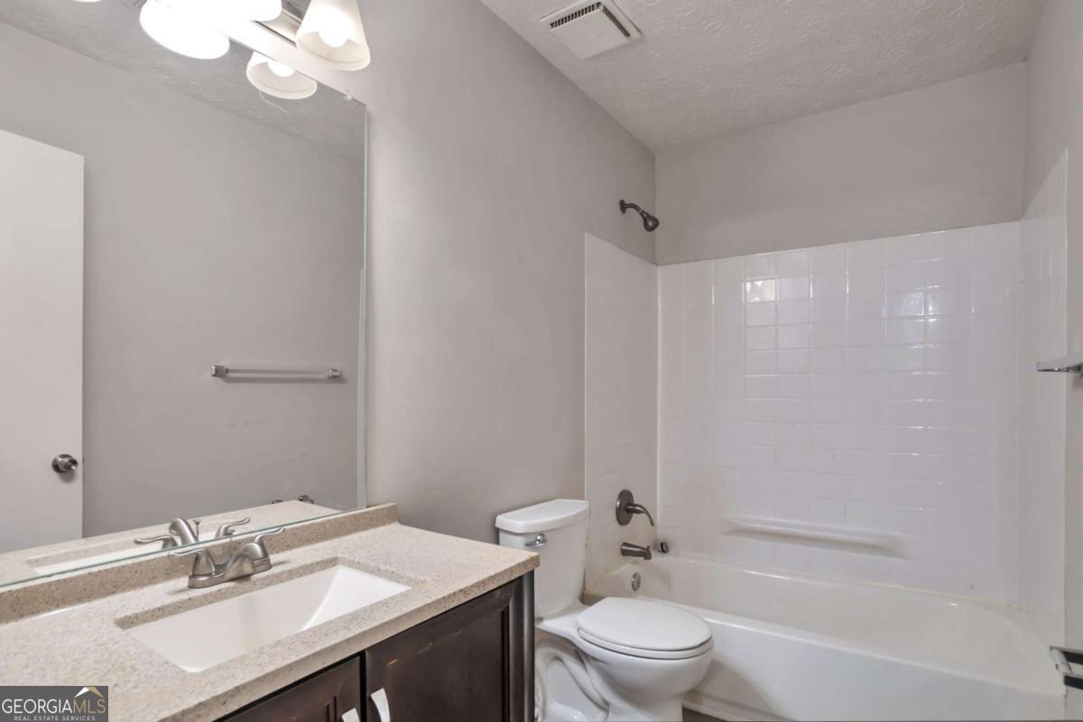 5577 Whittondale Road Lithonia GA 30058