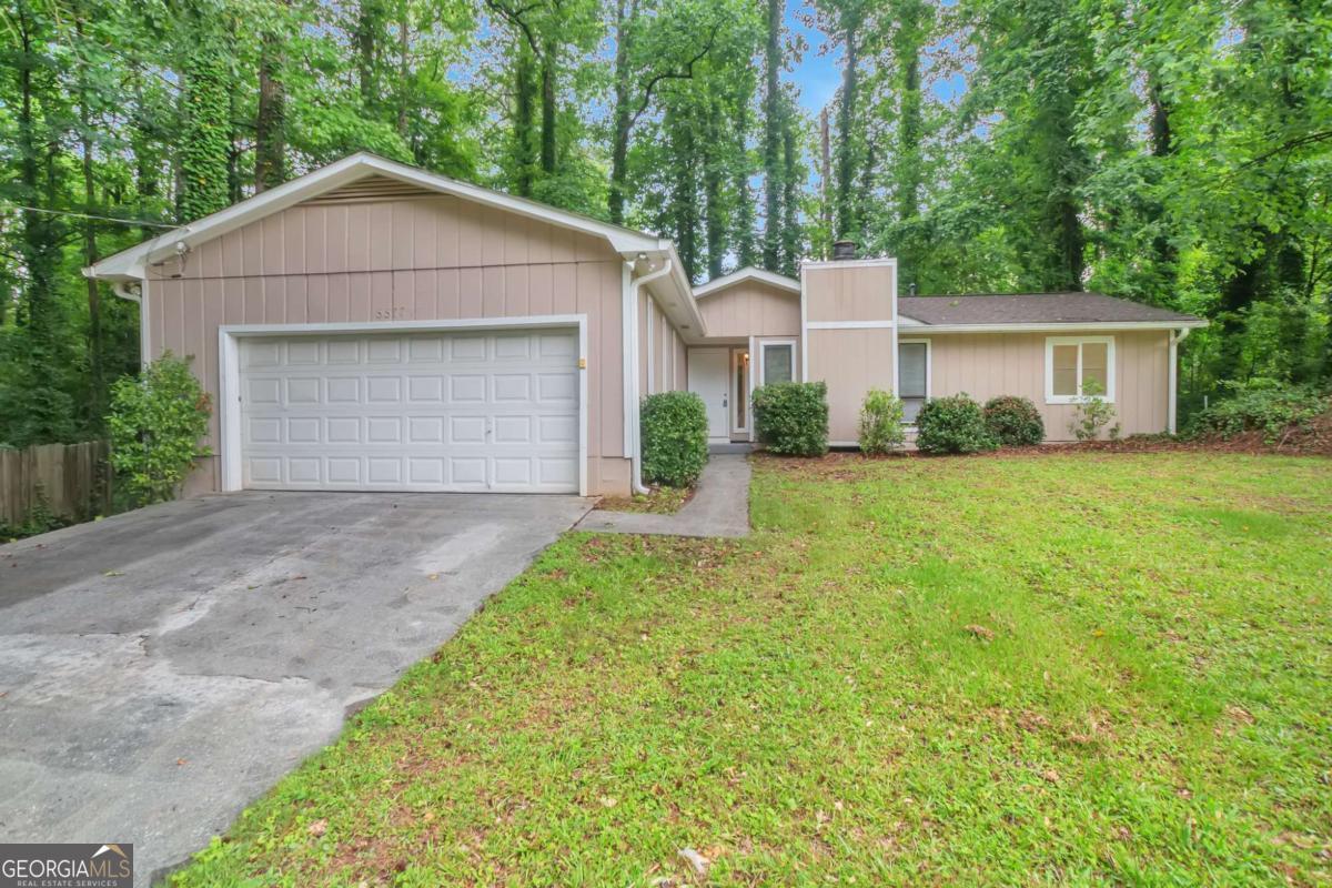 5577 Whittondale Road Lithonia GA 30058