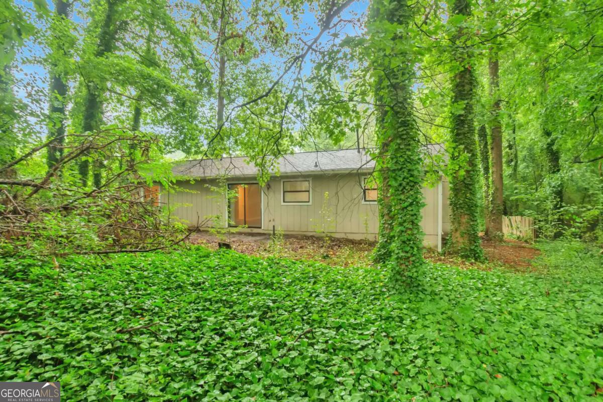5577 Whittondale Road Lithonia GA 30058