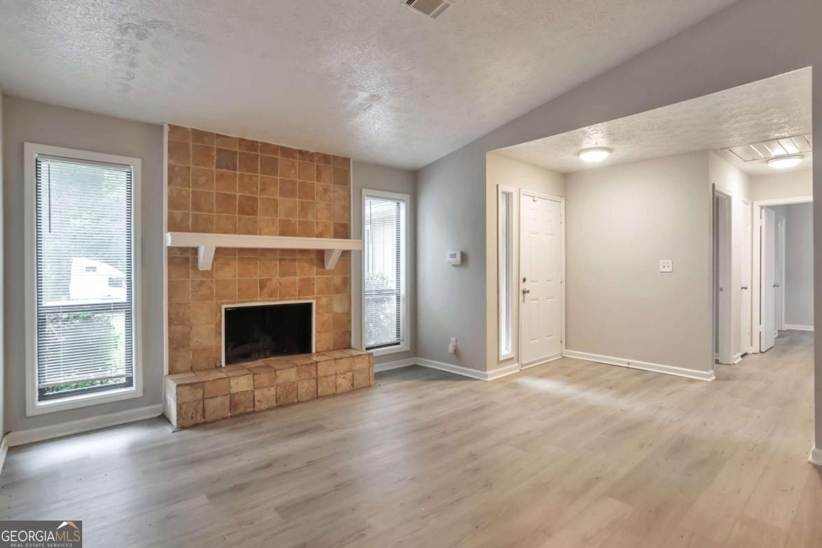 5577 Whittondale Road Lithonia GA 30058
