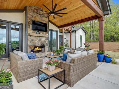 183 Barrett Circle Dahlonega GA 30533