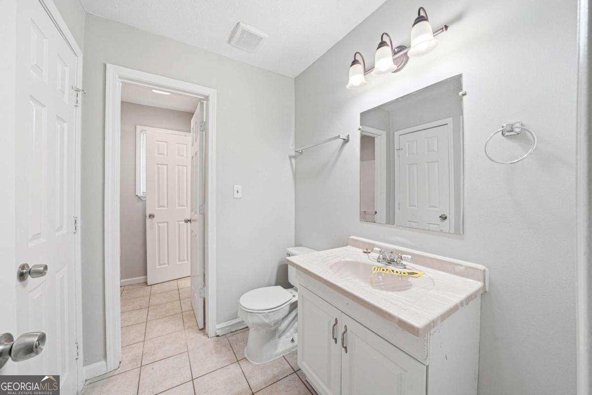 3339 Tarragon Drive Decatur GA 30034