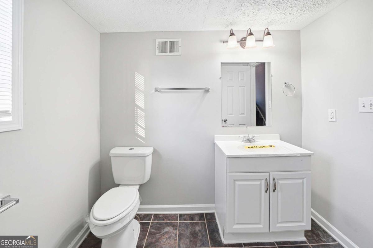 3339 Tarragon Drive Decatur GA 30034