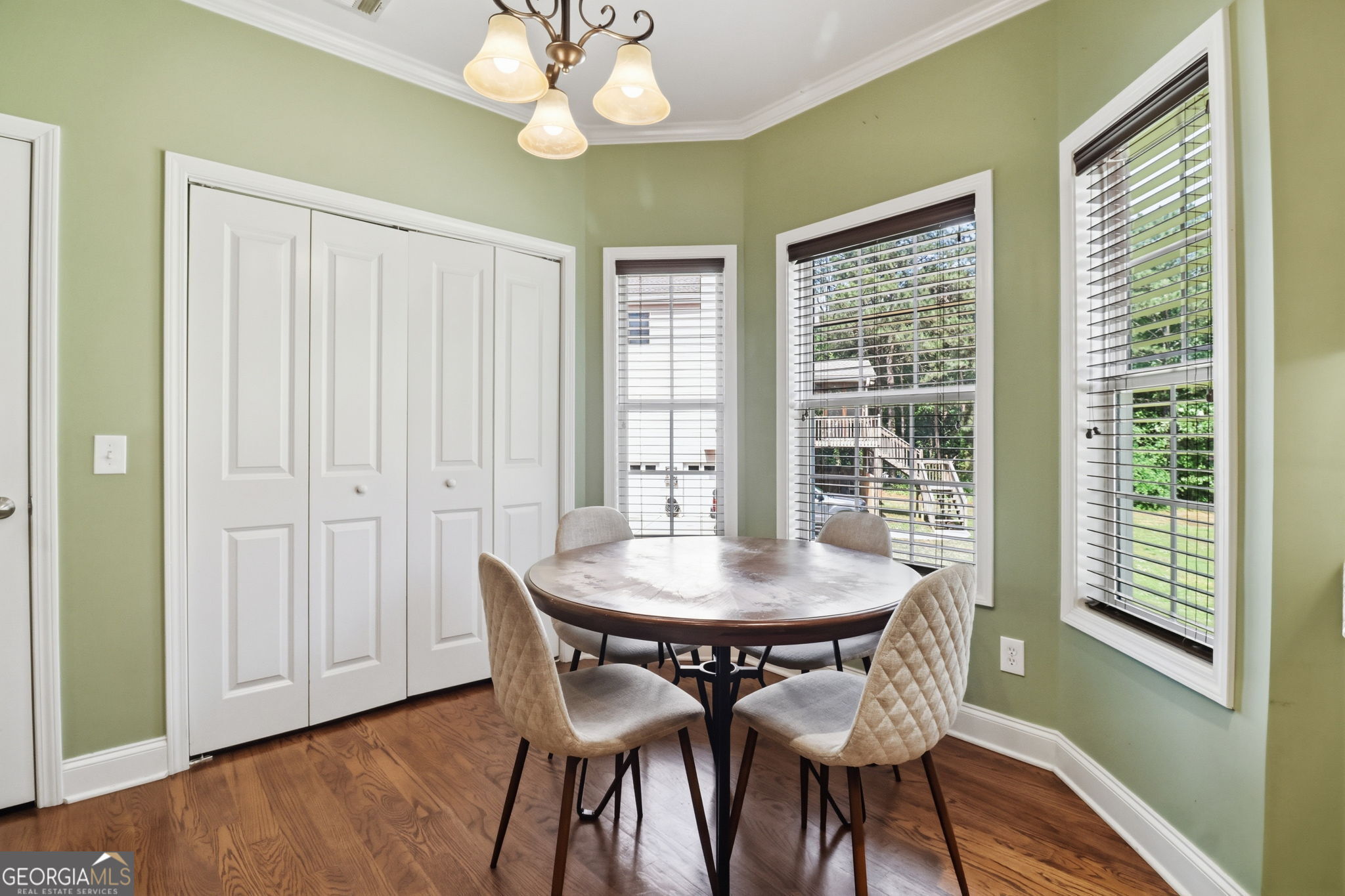 55 Applewood Lane Taylorsville GA 30178