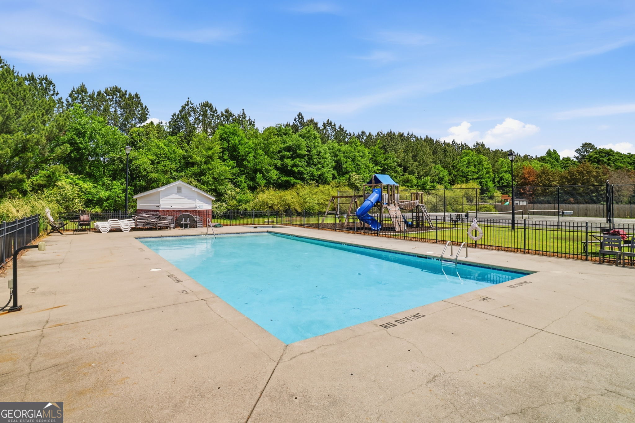 55 Applewood Lane Taylorsville GA 30178