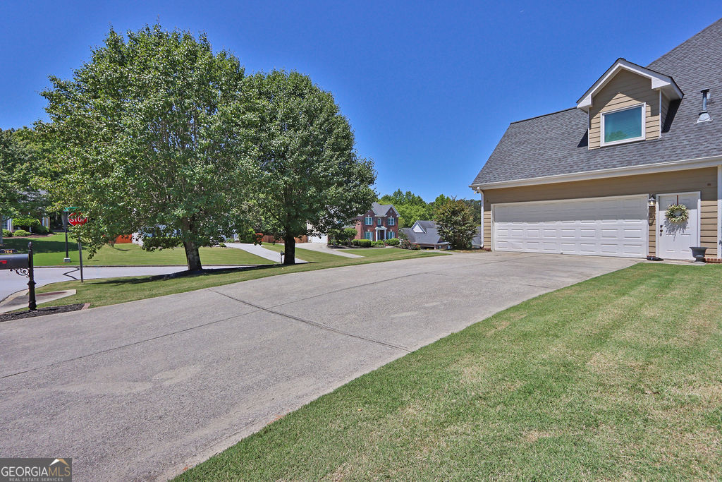 704 Highland Ridge Pointe Lawrenceville GA 30045