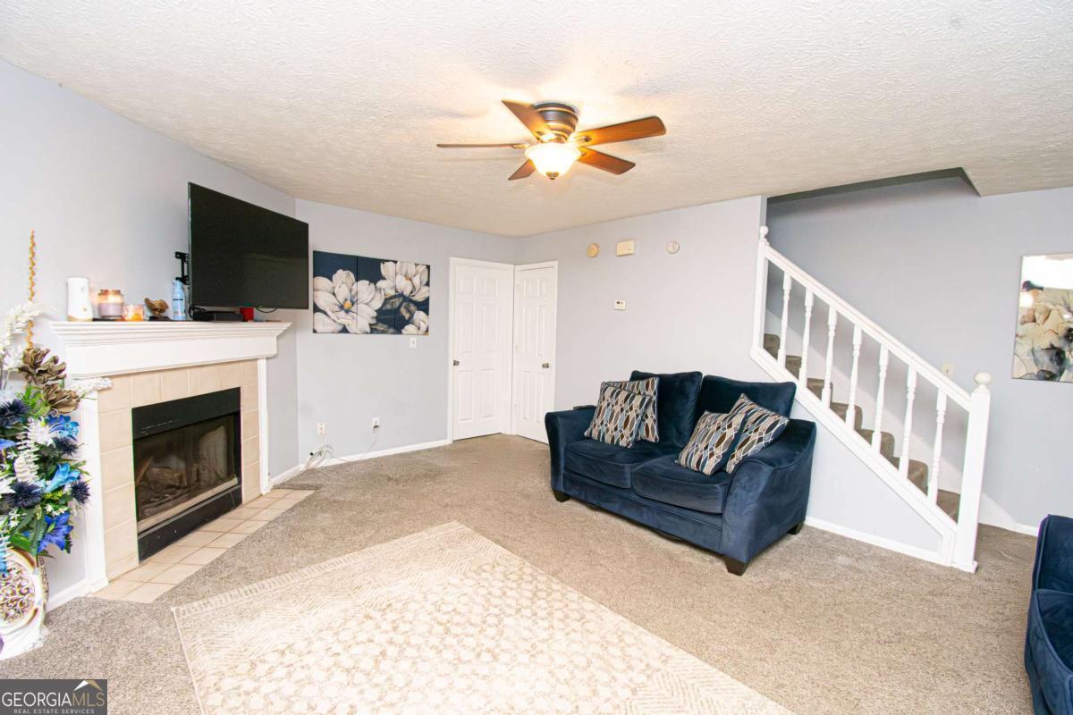 6847 S Lakewood Terrace Douglasville GA 30135